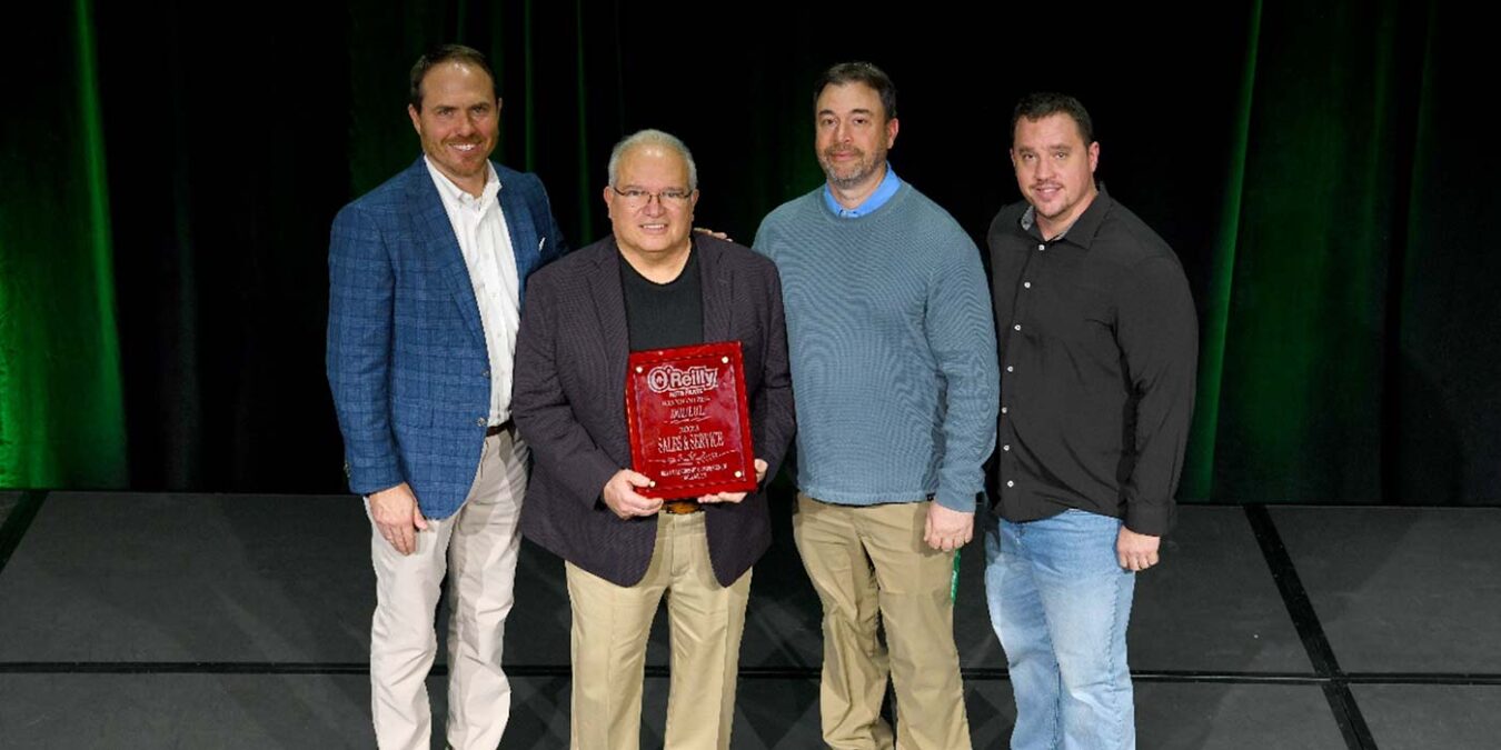 O’Reilly Auto Parts Honors Amalie Oil Co. for Sales & Service