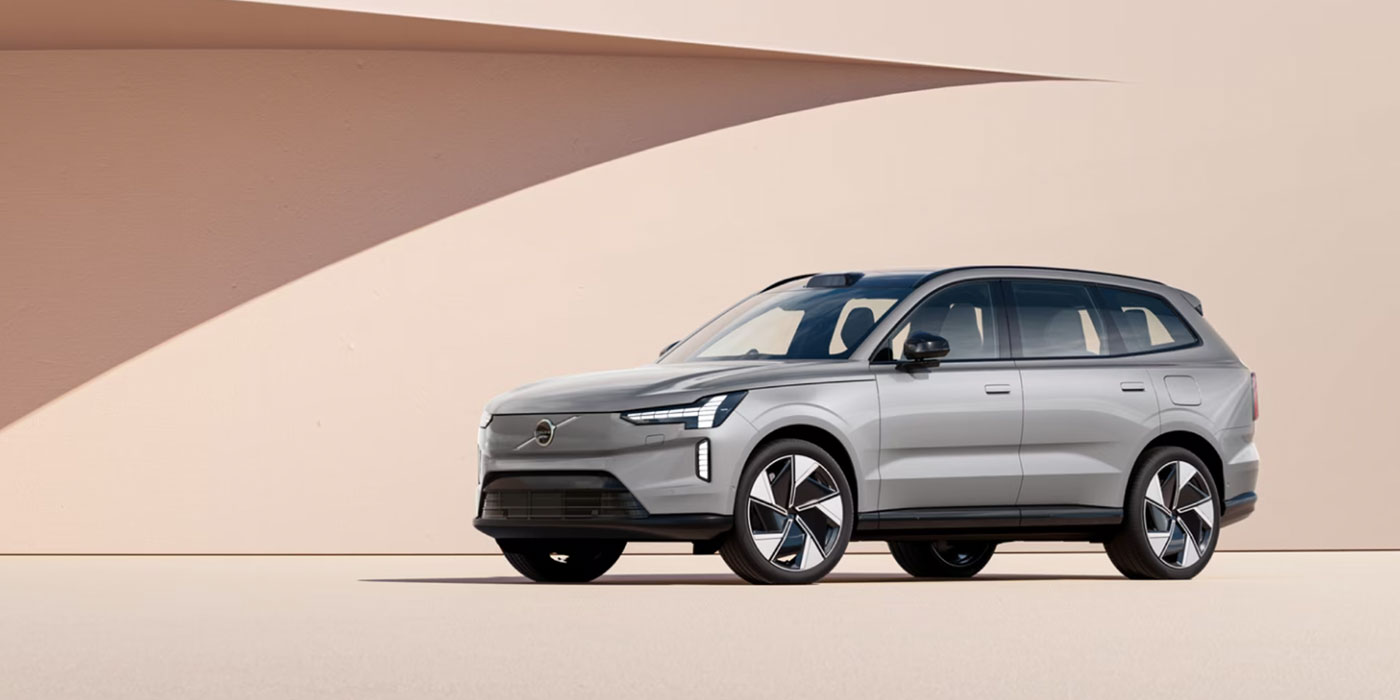Volvo EX90 Debuts at Canadian International Auto Show